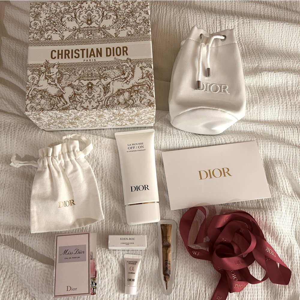Christian Dior Beauty Box White bag